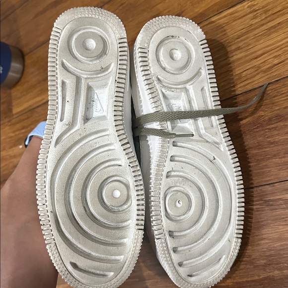 Nike Women's Air Force 1 Sage Low sneakers 7 US - Picture 6 of 6